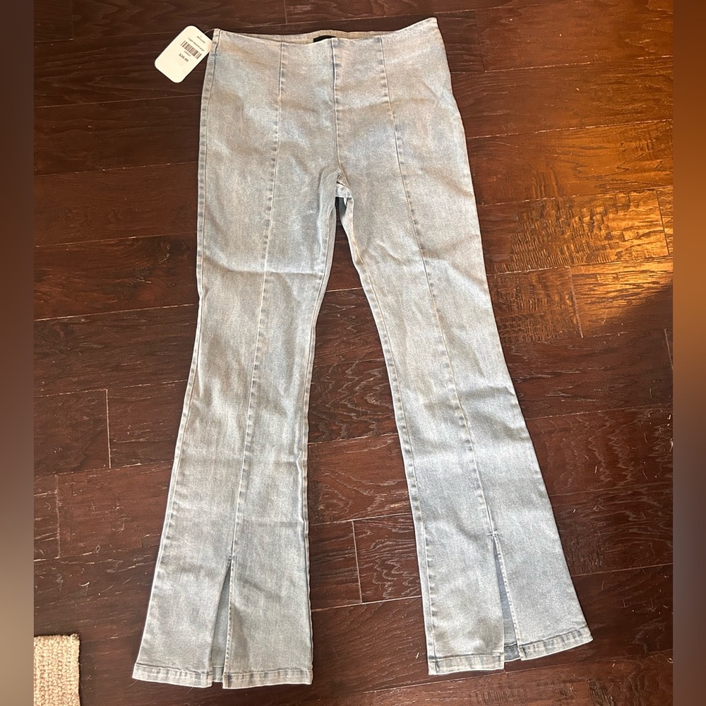 Dress Up Light Wash Jeans NWT
